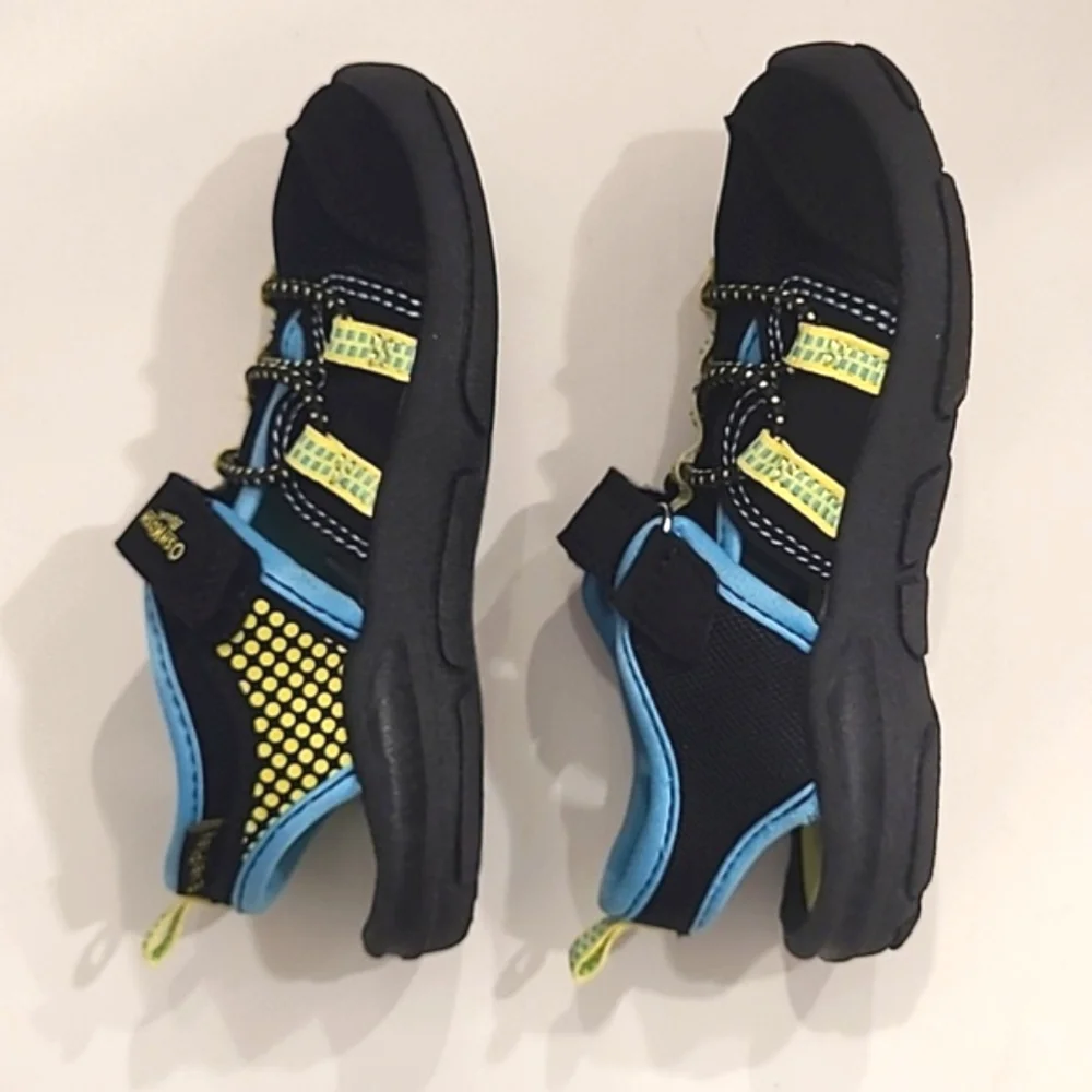 OshKosh B'Gosh Marina Sandal Unisex Mesh Sneaker Closed Toe Bungee Accents Sz 9